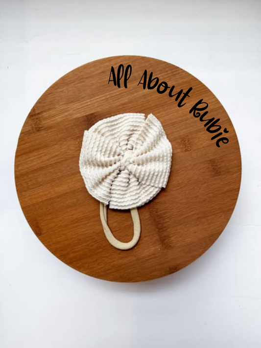 Ivory Waved Rib Messy SB NYLON