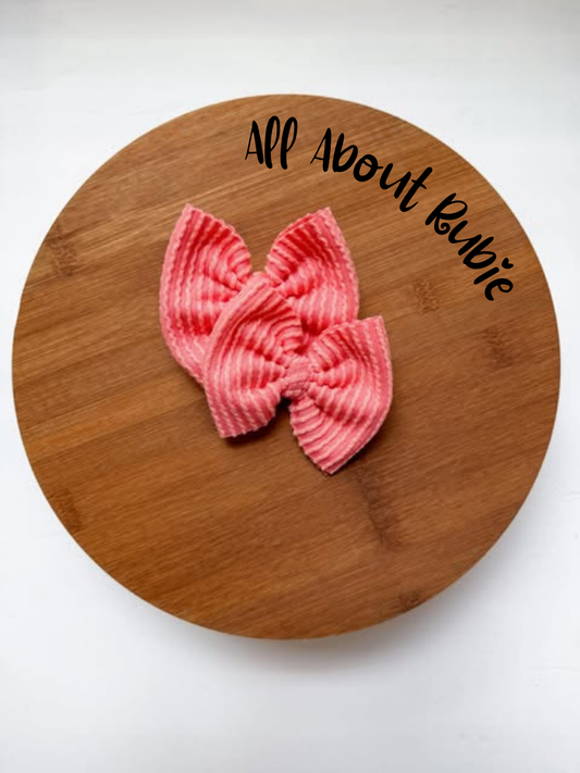 Coral Waved Rib Piggies CLIP